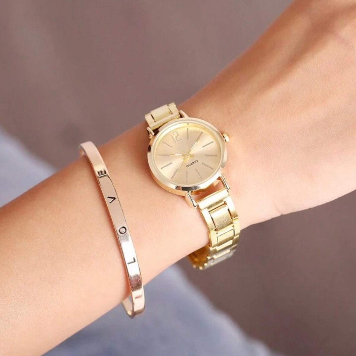 Elegant Quartz Watch & Bracelet Set